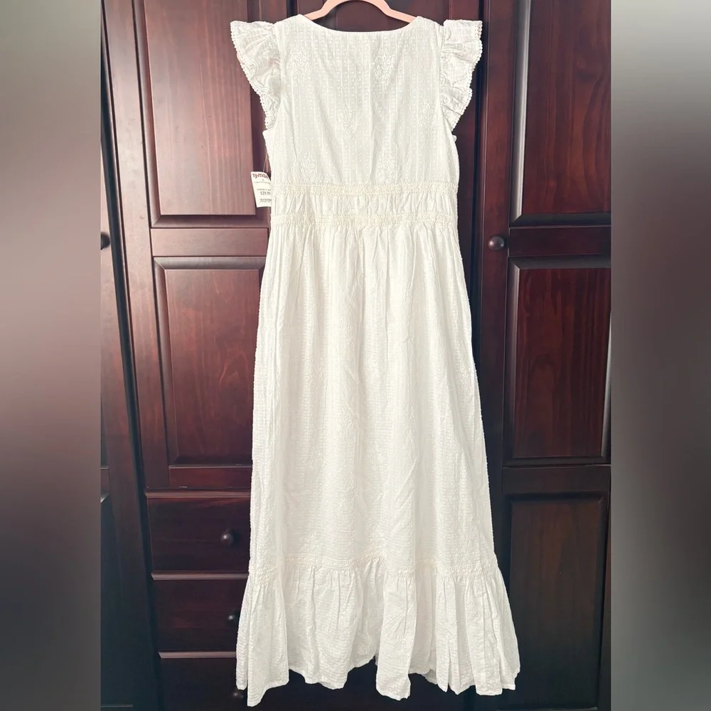 NWT Eyelet Button-Front Maxi Dress - White - Picture 3 of 8